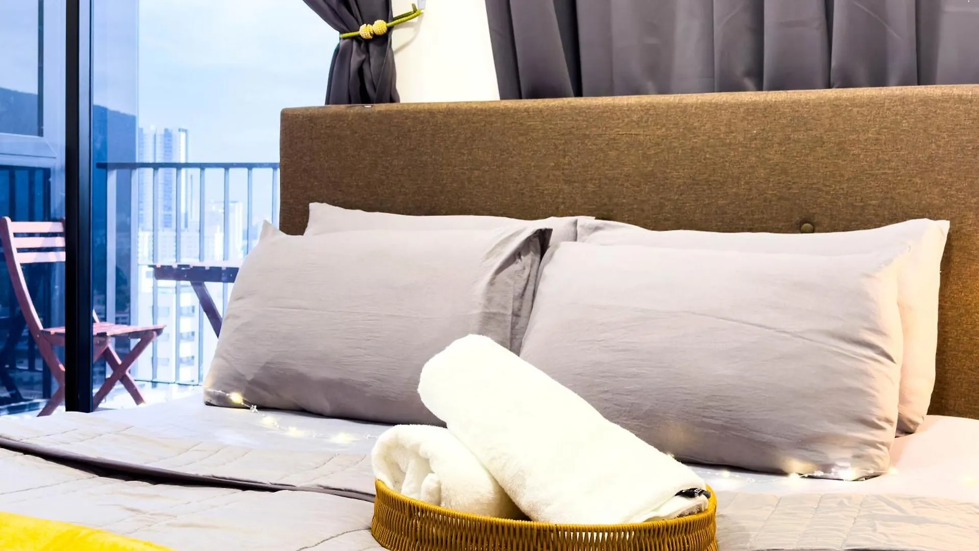 Beacon Executive Suite With Skypool 2Br 11Pax Georgetown Penang Apartment George Town